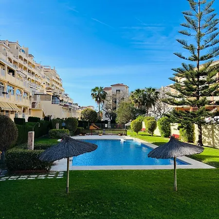 Apartamento Beautiful With Sea Views! Benalmádena
